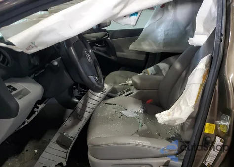 2011 Toyota Rav4 Limited z USA, uszkodzony, nr VIN 2T3YF4DVXBW103438